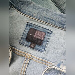 The Limited Blue Jeans Classic Denim Style